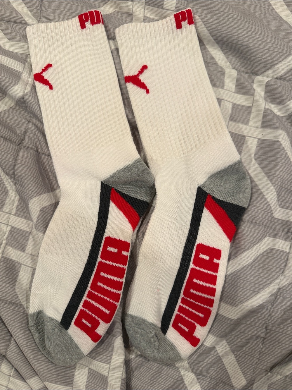 Puma White Athletic Crew Socks with Red and Gray Accents